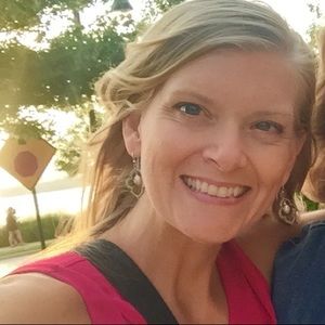 Meet your Posher, Wendy